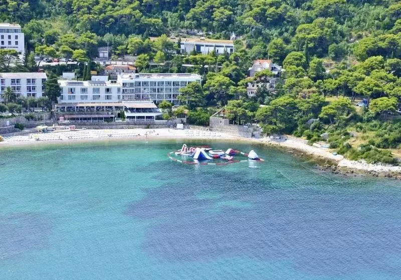 Hotelli Apartments Mira