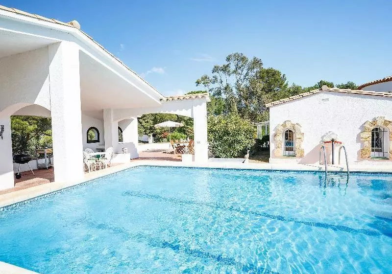 هتل Villa La Perla