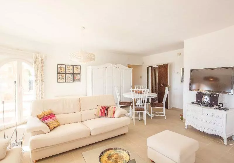 هتل Villa La Perla