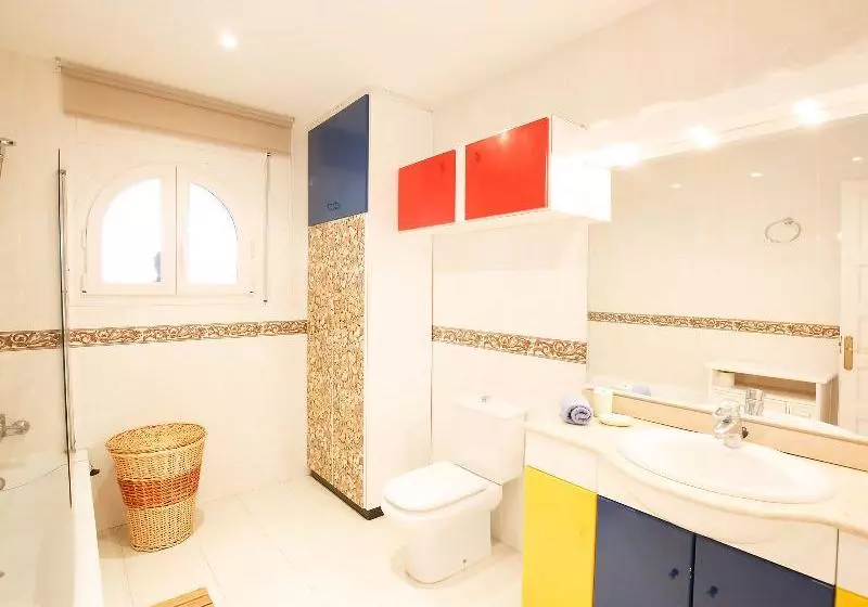 هتل Villa La Perla