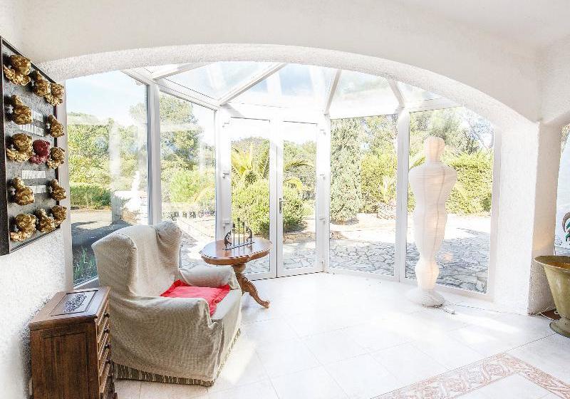 Hotel Villa La Perla