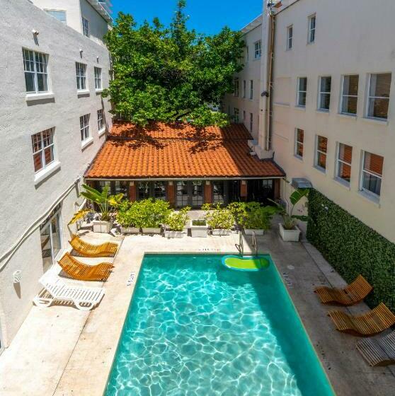 Cento Collins Stays By Mercury South Beach
