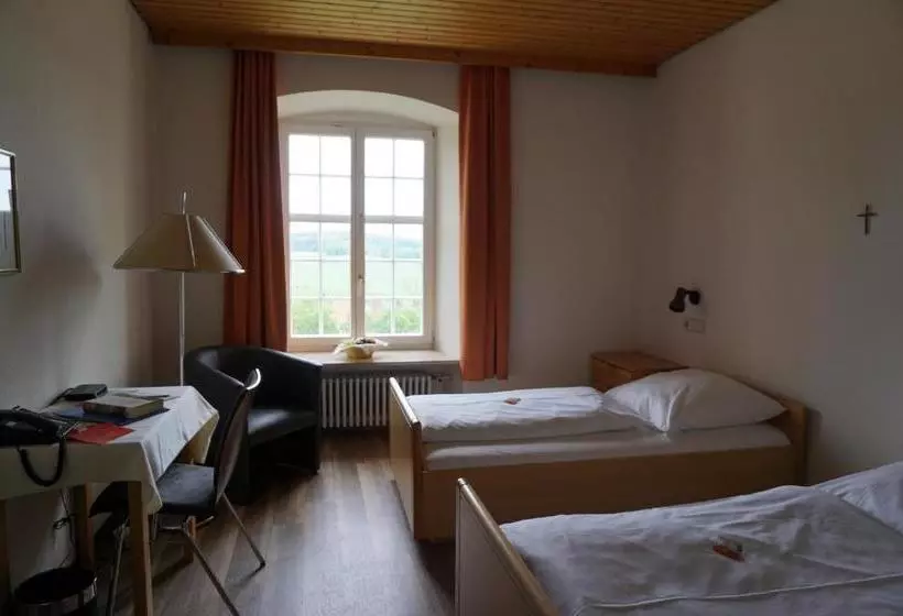 ホテル Tagungshaus Im Kloster Neresheim