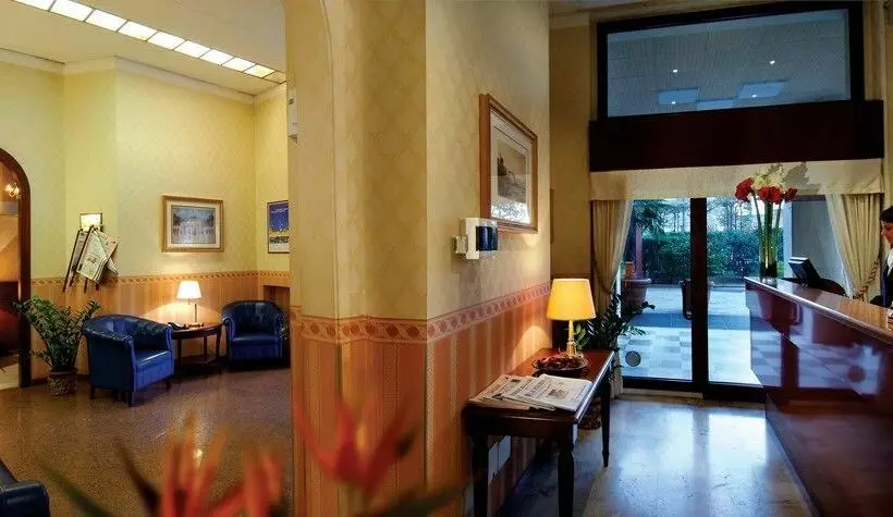 酒店 Ata The Big Residence