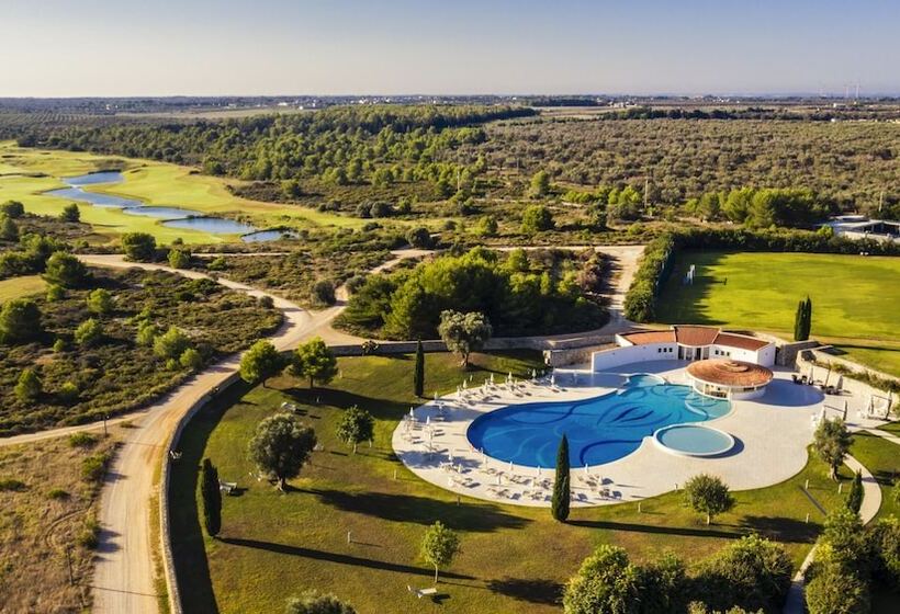 בית מלון כפרי Acaya Golf Resort & Spa