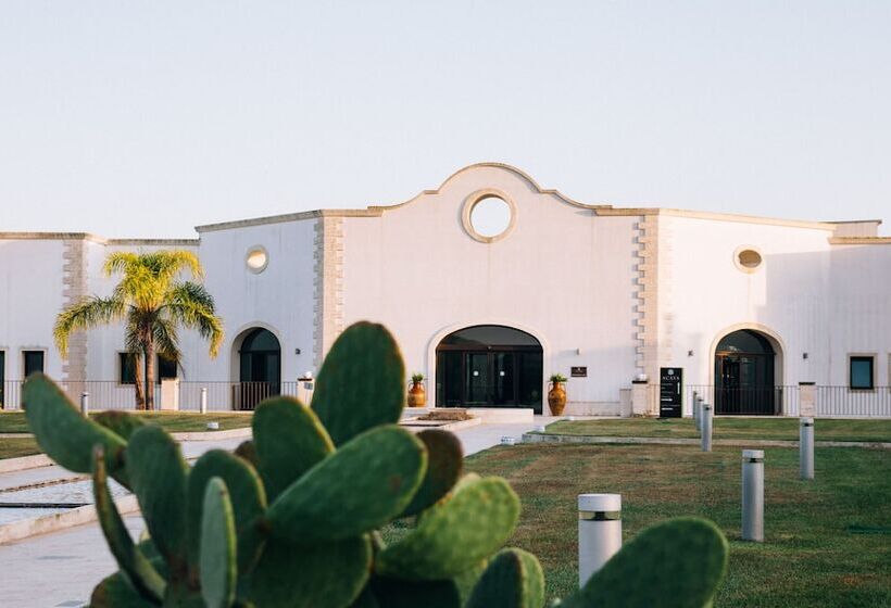 בית מלון כפרי Acaya Golf Resort & Spa