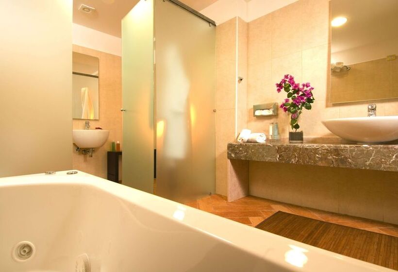 Baia Taormina Cdshotels