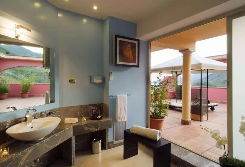 Baia Taormina Cdshotels