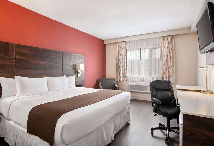 هتل Baymont By Wyndham Medicine Hat