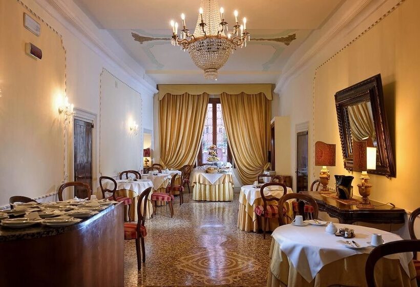 هتل Casa Verardo Residenza D Epoca