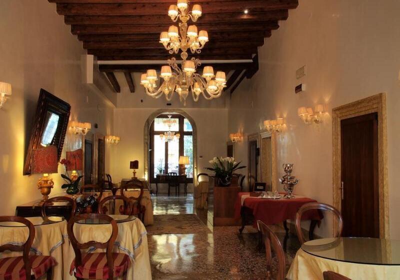 هتل Casa Verardo Residenza D Epoca