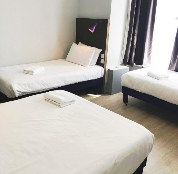 هتل Euro  London Wembley