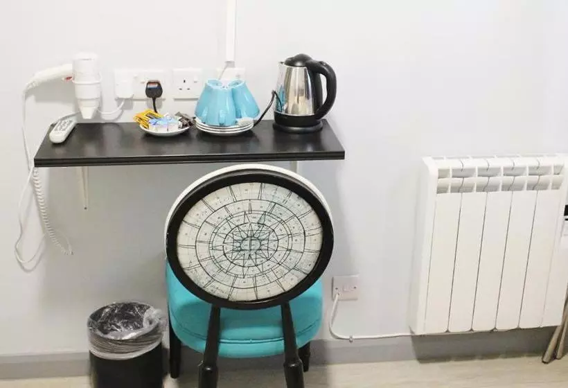 Отель Euro  London Wembley