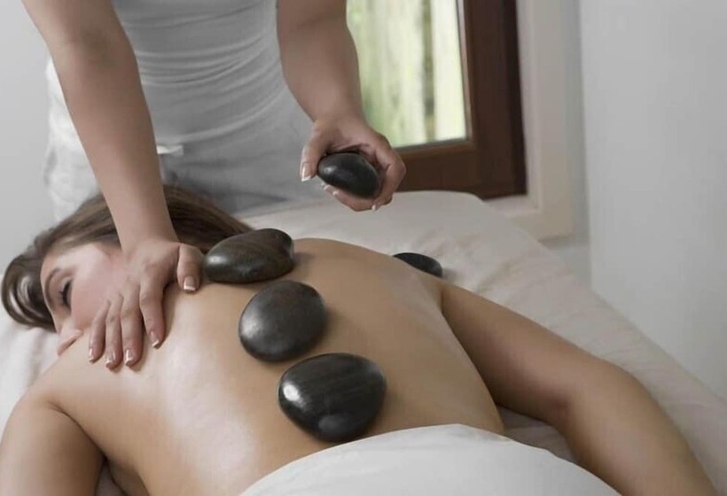 בית מלון כפרי Europa Monetti