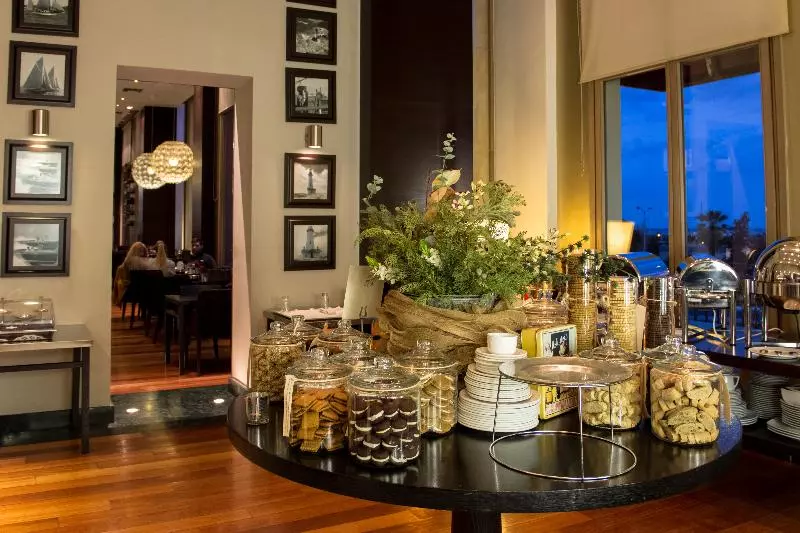 酒店 Gdm Megaron, Historical Monument