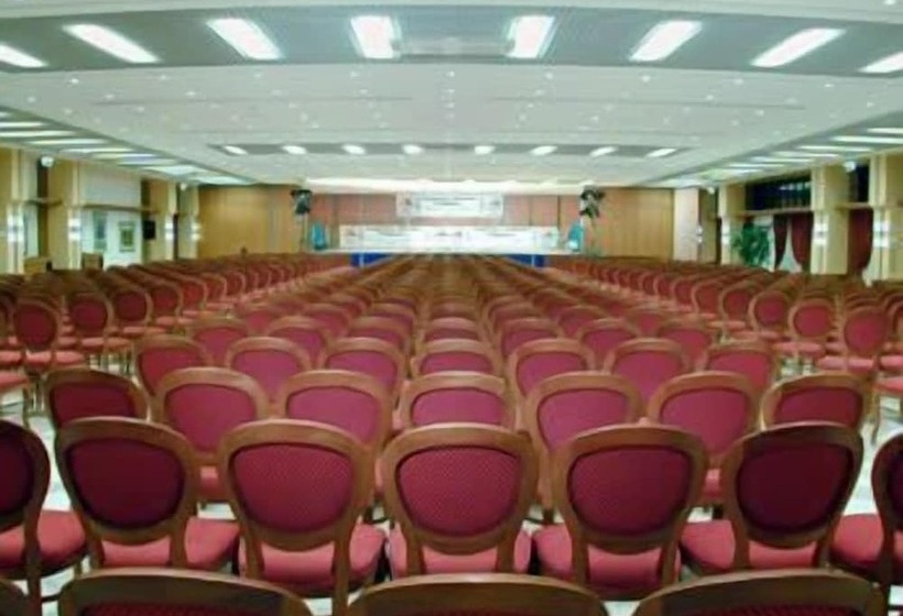 Grand Hotel La Chiusa Di Chietri