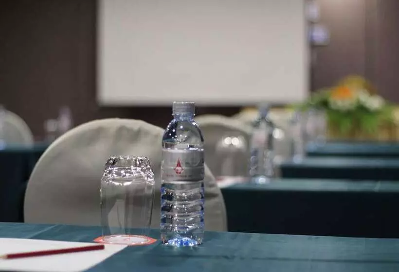 ホテル Grand Tower Inn Rama 6 Sha Extra Plus