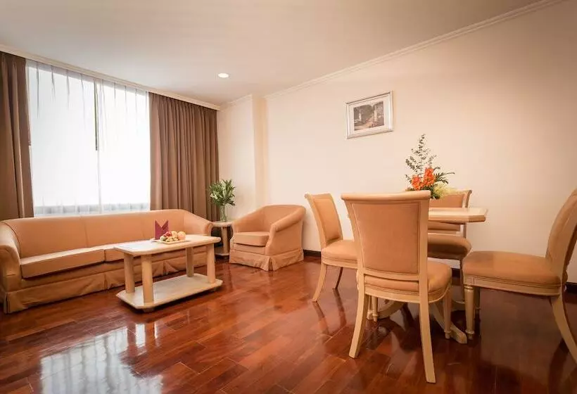 ホテル Grand Tower Inn Rama 6 Sha Extra Plus