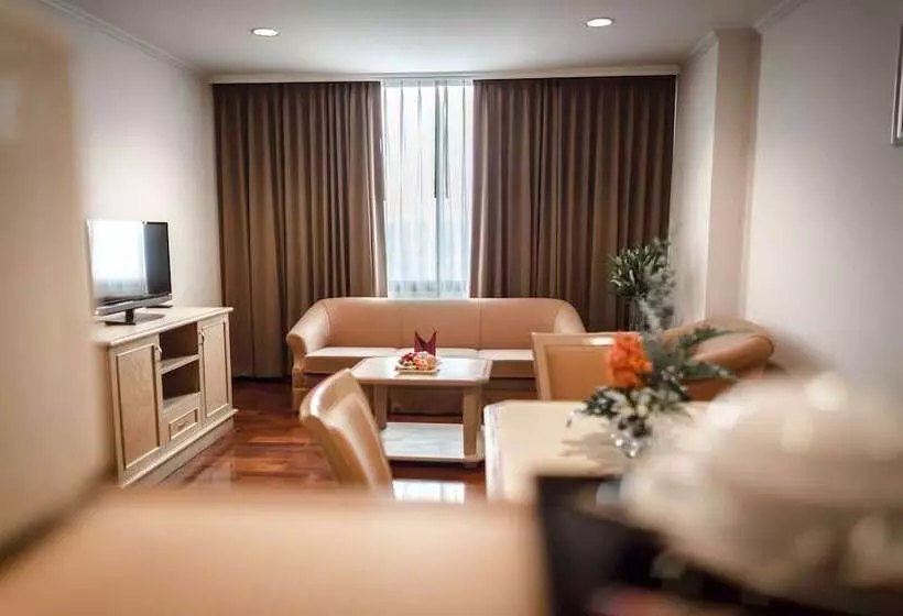 ホテル Grand Tower Inn Rama 6 Sha Extra Plus