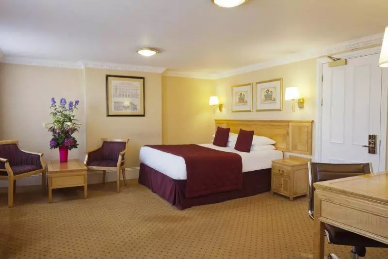 בית מלון כפרי Grange Buckingham