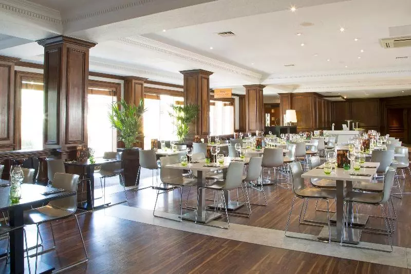 酒店 Holiday Inn Guildford, An Ihg