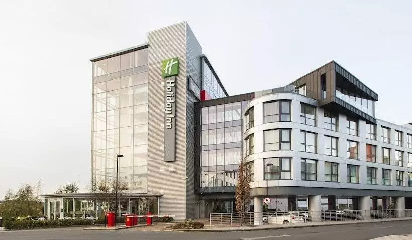 ホテル Holiday Inn London West, An Ihg