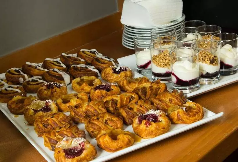 ホテル Holiday Inn London West, An Ihg