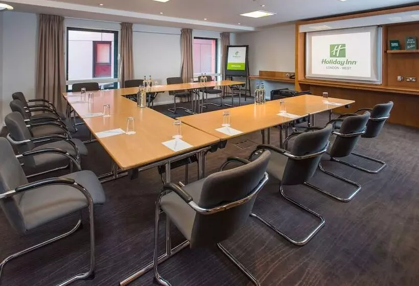 ホテル Holiday Inn London West, An Ihg