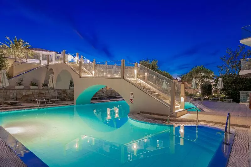 هتل Katerina Palace