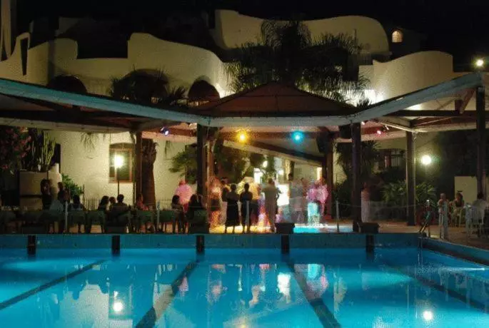 هتل La Locanda Azzurra