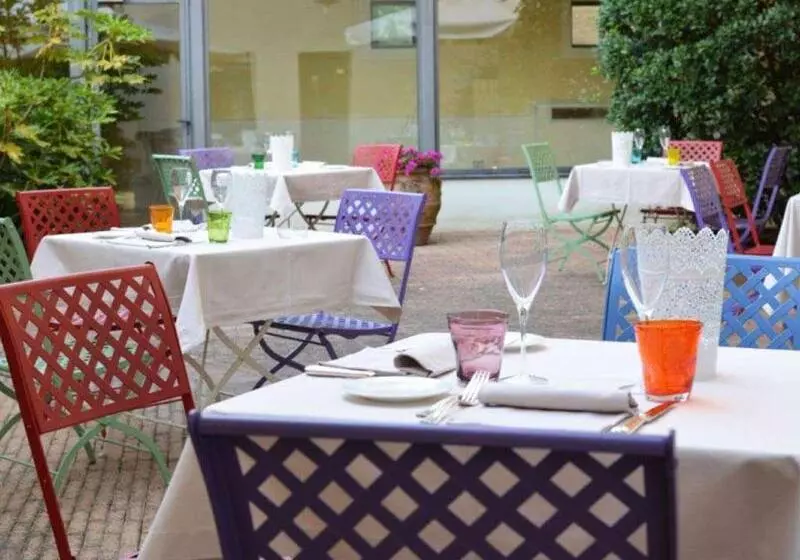 Отель Posta Donini 1579  Una Esperienze