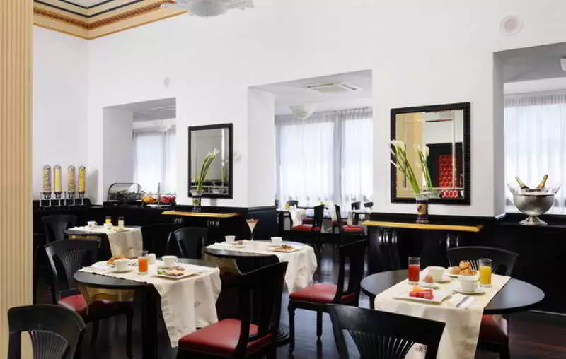 בית מלון כפרי President