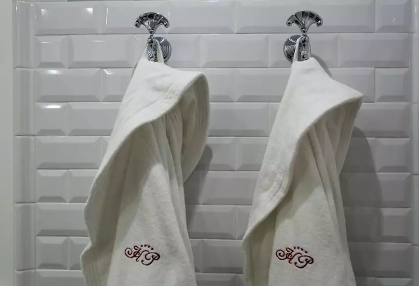 בית מלון כפרי President