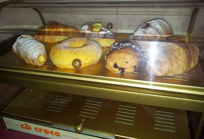 酒店 Rodrigo De Vivar