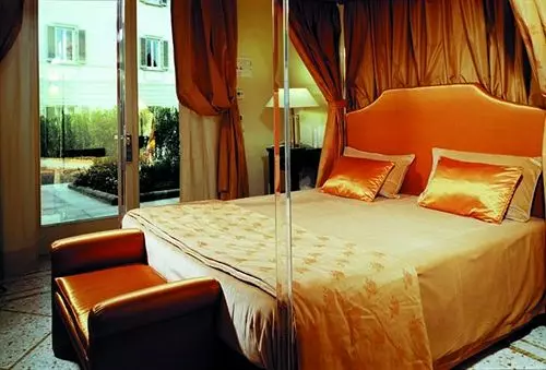 هتل Villa La Vedetta