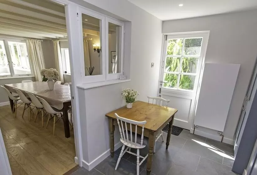 Perrymans Georgeham 3 Bed / Sleeps 6