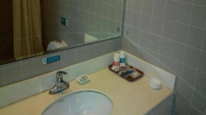 בית מלון כפרי Jinjiang Inn Xuzhou Pizhou Sanchahe Road