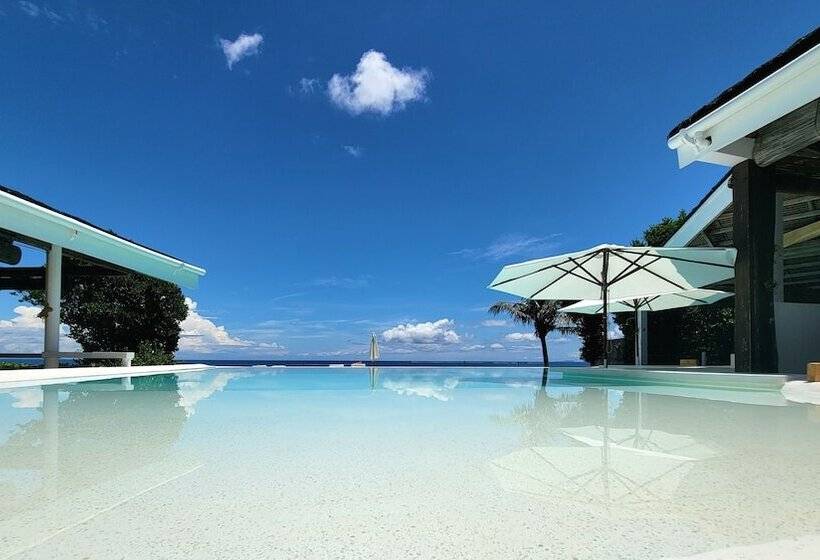 בית מלון כפרי Kawayan Holiday Resort