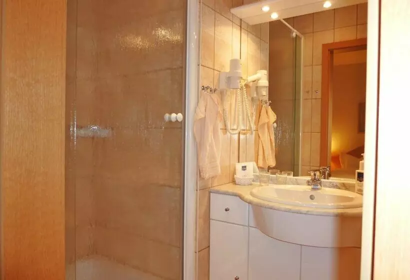 Hotelli Landhaus Müritzgarten