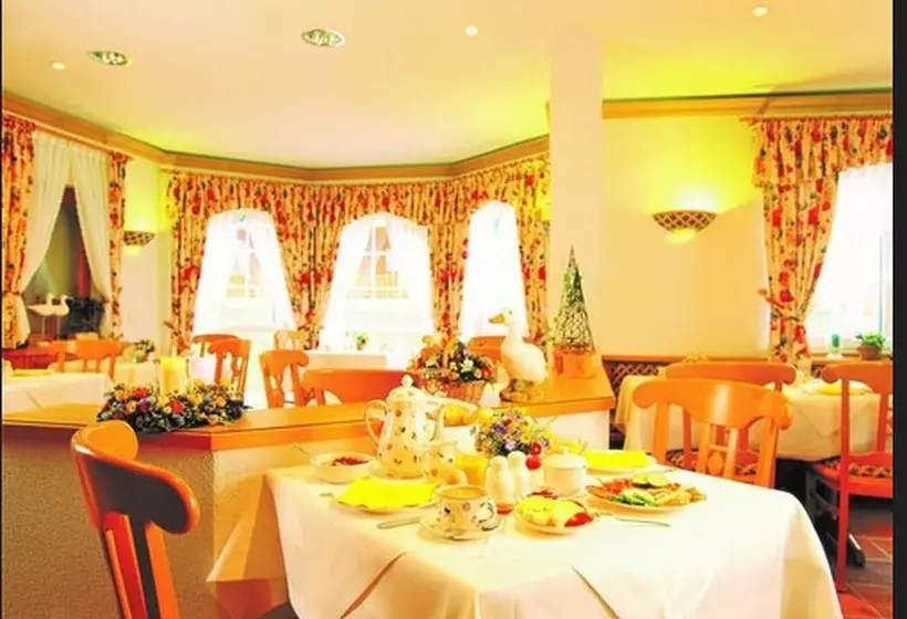 Hotelli Landhaus Müritzgarten