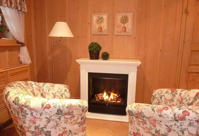 Hotelli Landhaus Müritzgarten