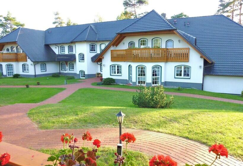 בית מלון כפרי Landhaus Müritzgarten