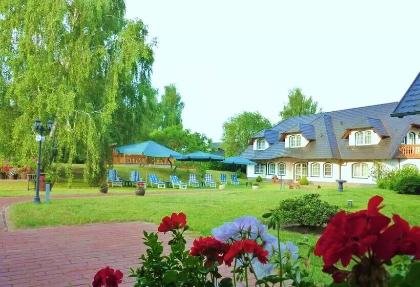 Hotelli Landhaus Müritzgarten