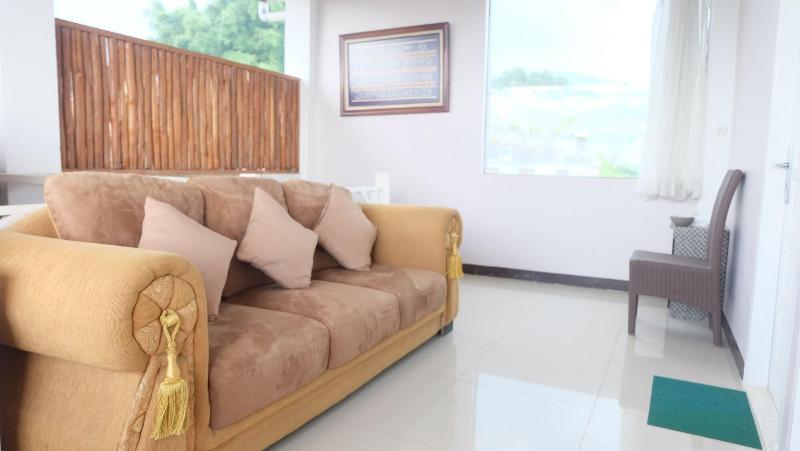 Hotell Lembur Incu Syariah Villa