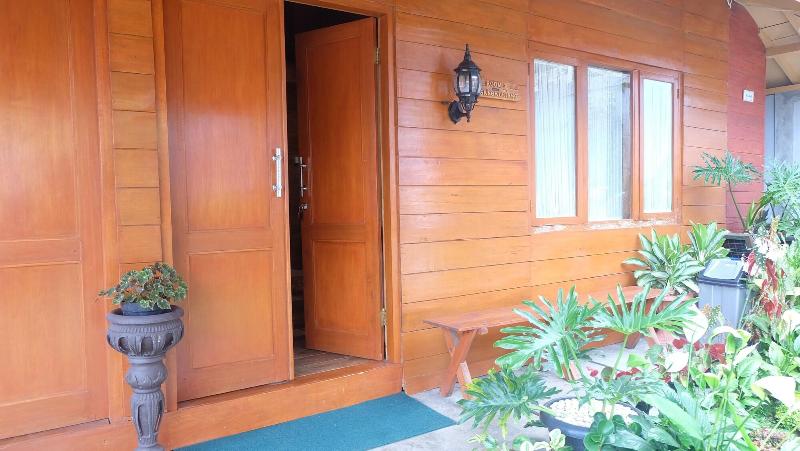 Hotell Lembur Incu Syariah Villa