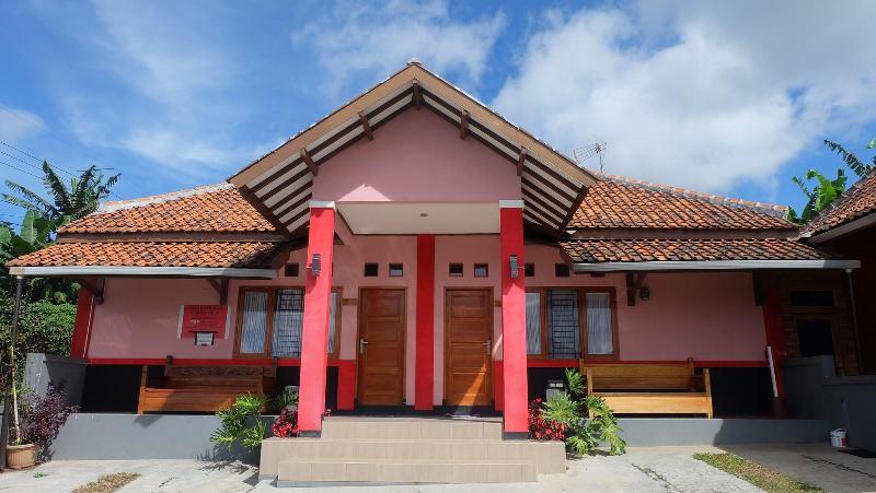 Hotell Lembur Incu Syariah Villa