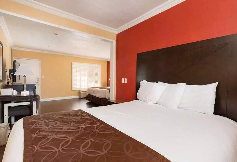 هتل Americas Best Value Inn & Suites Anaheim