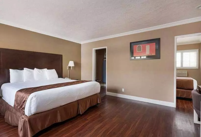 هتل Americas Best Value Inn & Suites Anaheim