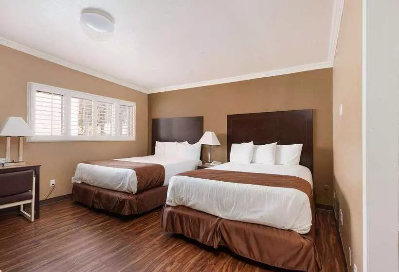 هتل Americas Best Value Inn & Suites Anaheim