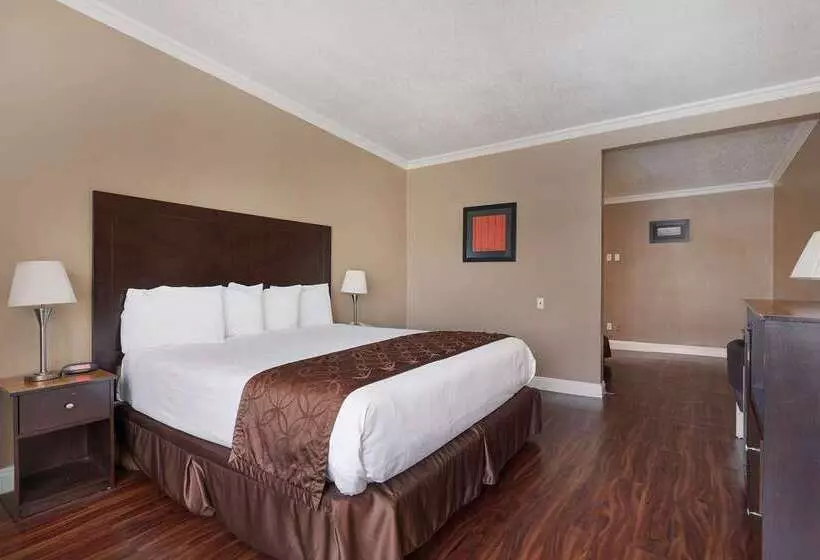 هتل Americas Best Value Inn & Suites Anaheim